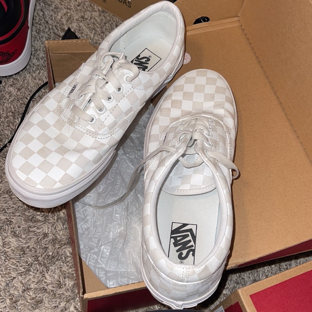 White Tonal VANS Men’s 8.5/Women’s 10